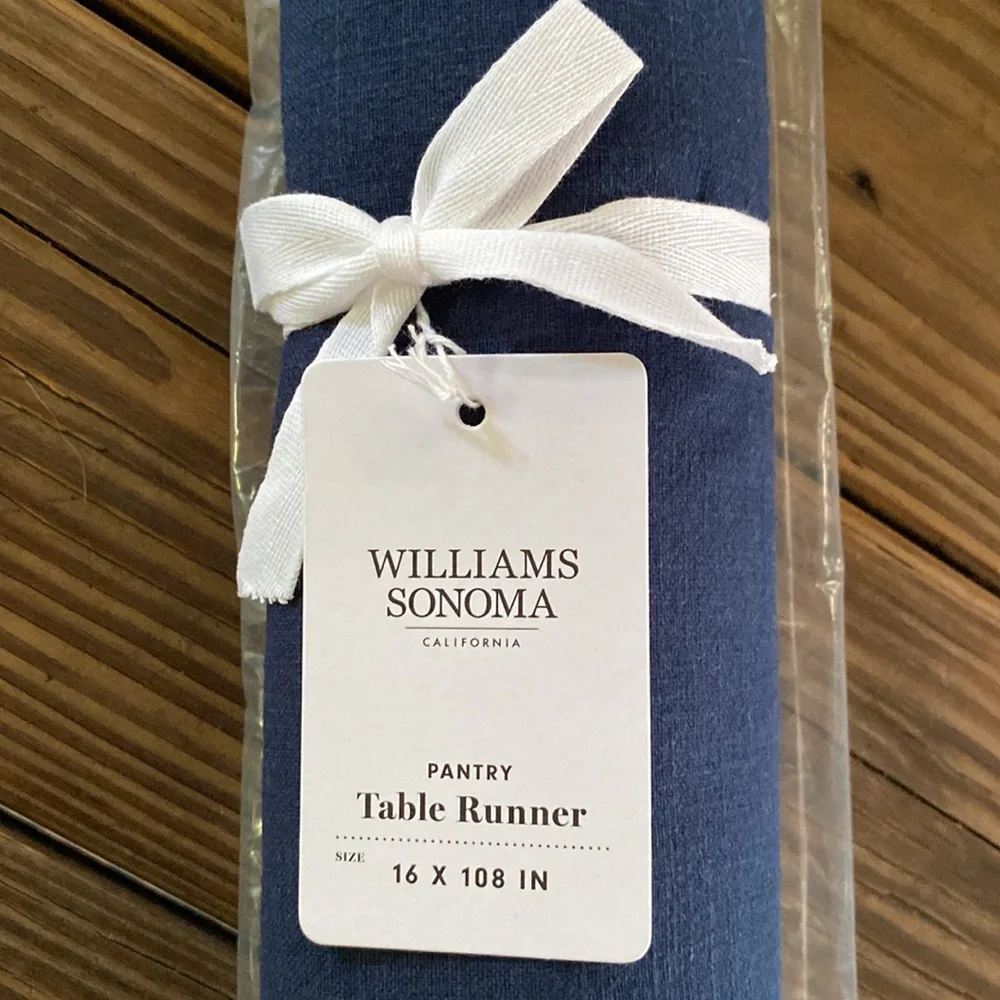 Williams Sonoma Pantry Essentials Pantry Navy Blue Table Runner